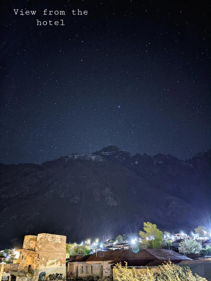 Mount Inn Kazbegi ภายนอก รูปภาพ