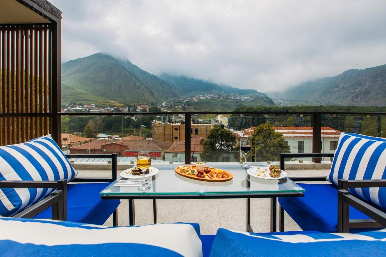 Mount Inn Kazbegi ภายนอก รูปภาพ